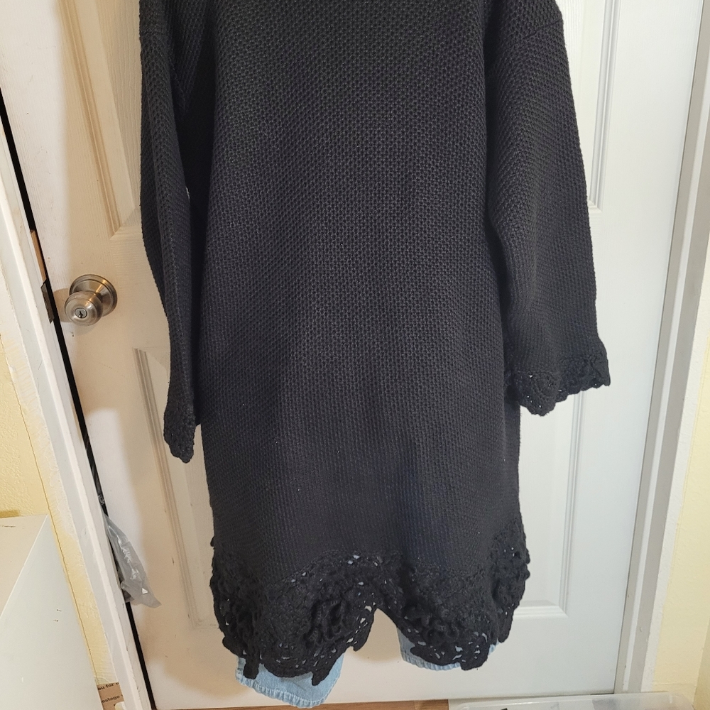 Crocheted coat - Picture 4 of 7
